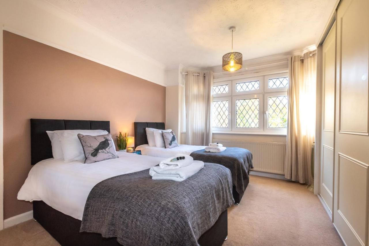 Cheerful 3-Bedroom Douglas House With Patio Southampton Luaran gambar